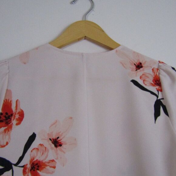 Aritzia Wilfred Top XS Pink Floral Tia Drapey Front Tie Romantic Feminine Modern - Picture 10 of 14